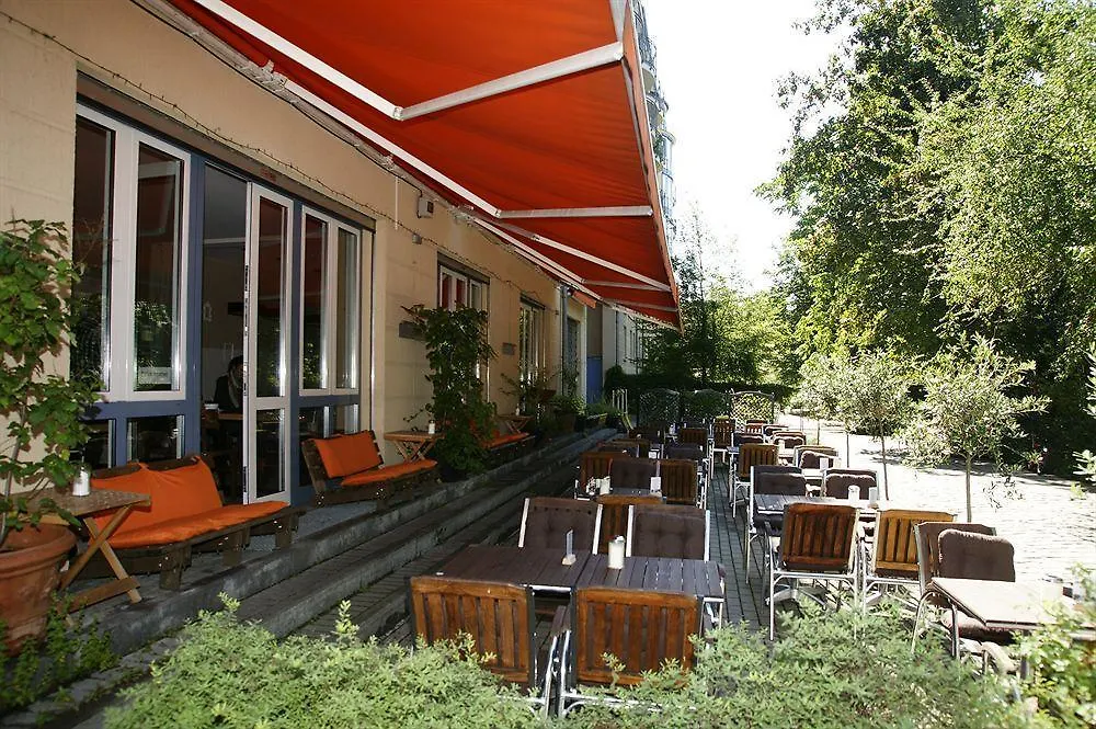 Casa de hóspedes Midi Inn Parkhotel Mitte Berlim